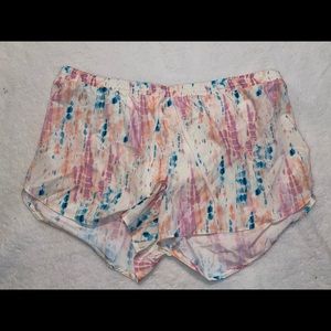 Old navy Size XXL patterned running shorts